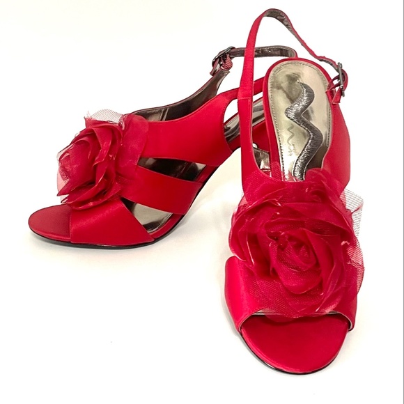 Women's high heel shoes size 8 1/2" - NEW ITEM - Picture 1 of 7